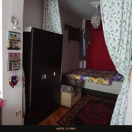 Nur 2 Apartment